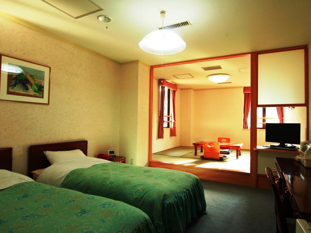 You Resort Hotel Yamanouchi  Zewnętrze zdjęcie